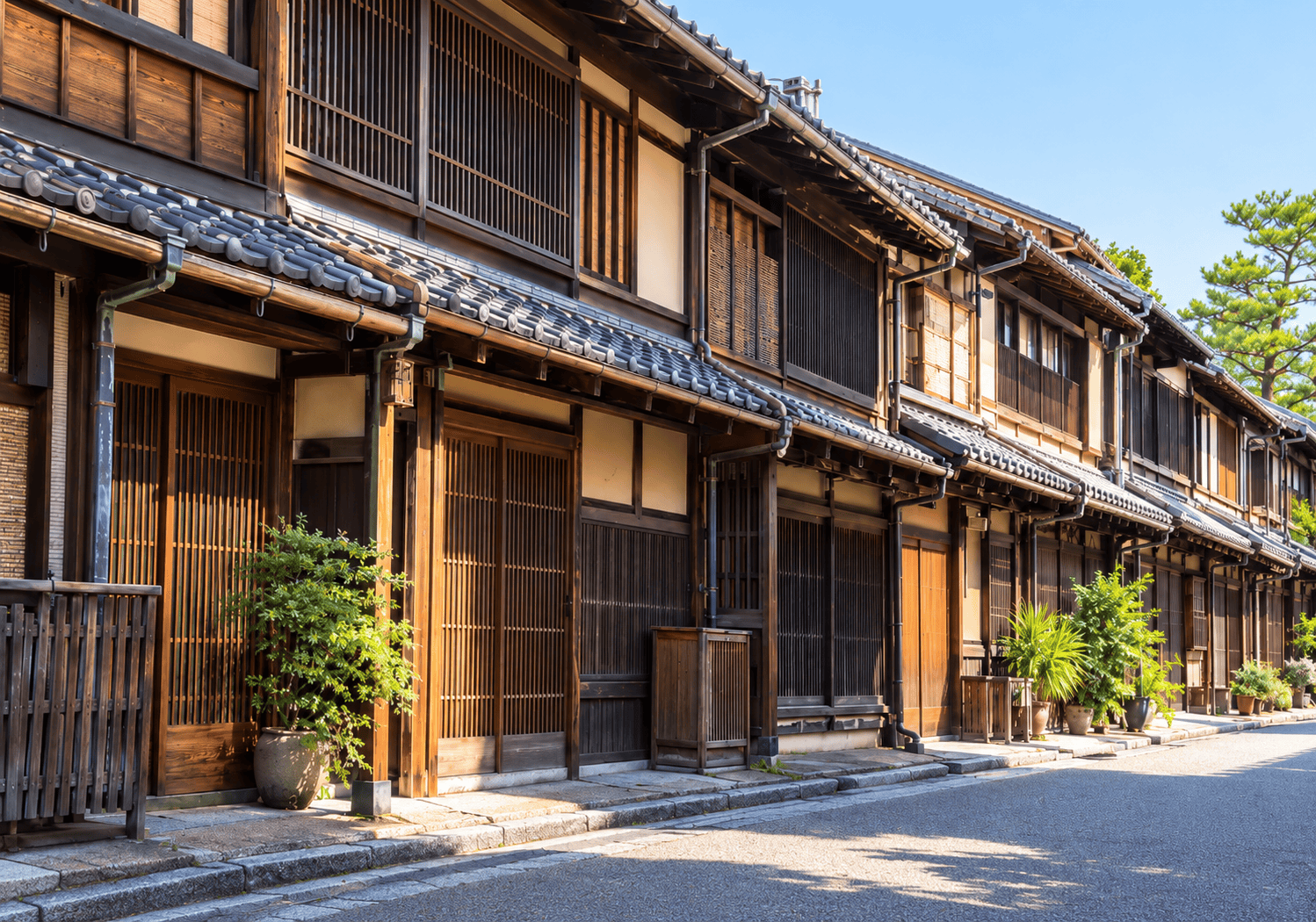 隣に人が住む長屋は、空き家扱いされない?倒壊したら誰の責任?古い長屋の対策も。